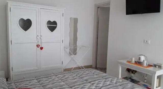 Casa Mina affittacamere, Забронировать Отель Отели Полиньяно-а-Маре 3 звезды, 3*