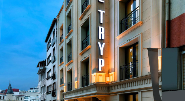 Отель Tryp Bosphorus Taksim