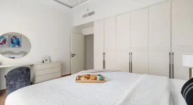 Люкс Deluxe 2BR Marina View Steps from the Beach