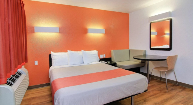 Двухместный номер Standard Motel 6 Old town Scottsdale Fashion Square