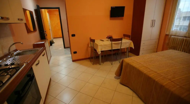 Студия Deluxe Amati Policlinic Monza