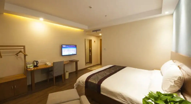 Номер Superior GreenTree Inn TaiZhou JingJiang ZhongZhou Road Sunshine International Business Hotel