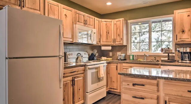 Апартаменты Cozy Condo on Fall River - 1 Mile to Rmnp Gate!
