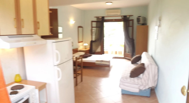 Pefka Studios & Apartments