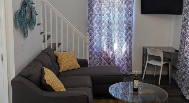 Коттедж Lux 3 Bd - Perfect & Parking & Massive Patio