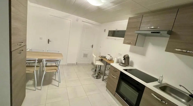 Апартаменты Appartement dans maison à Corbelin proche Walibi