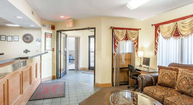 Econo Lodge Inn & Suites Murfreesboro, Boek Hotel Hotels in Tennessee met ontbijt, Ontbijt