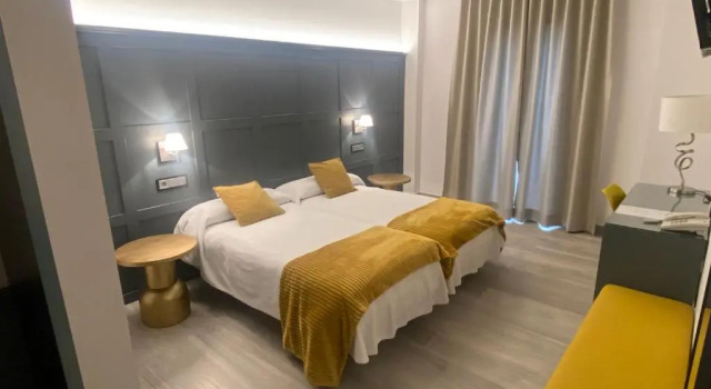 Двухместный номер Superior Hotel Lusitania, Centro Ciudad, Parking Privado