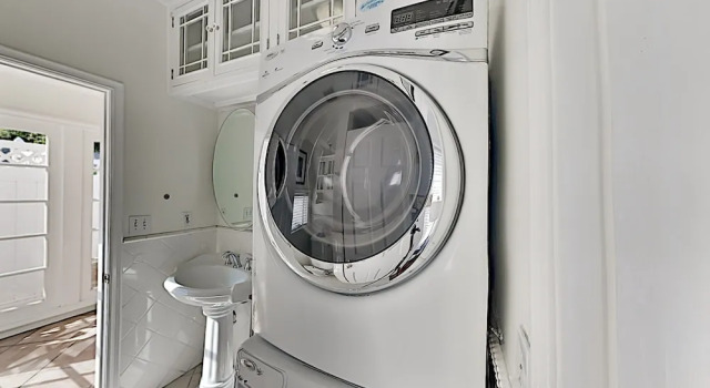 130wfigu 2 Bedroom Home, Забронировать Дом для отпуска Виллы Санта-Барбара, рядом с Городской рынок Санта-Барбары, Вилла