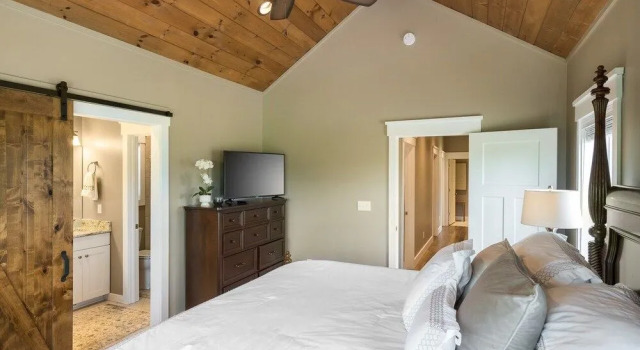 Just Perfect 3 Bedroom Home by Redawning