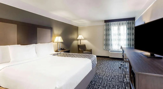 Номер Standard La Quinta by Wyndham Seguin