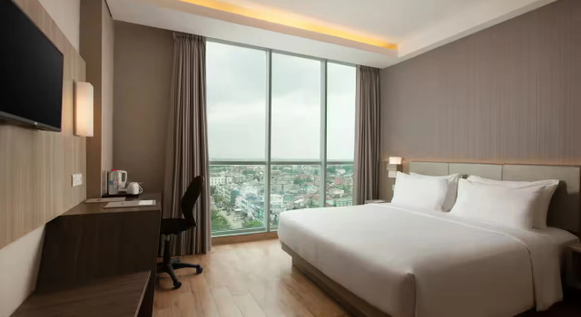 Двухместный номер Deluxe Hotel Santika Radial Palembang