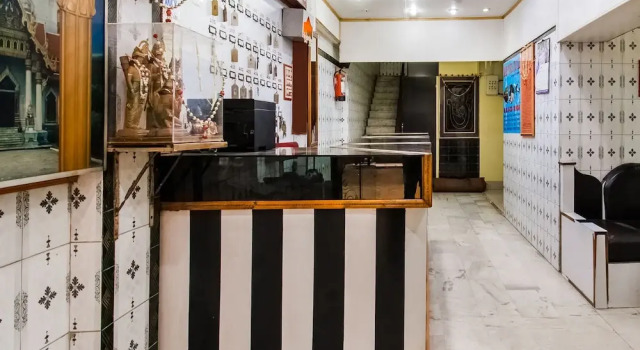 SPOT ON 8003 Hotel New Akash, Rezervovat Hotel Hotely v Bangalore s parkováním, Parkování