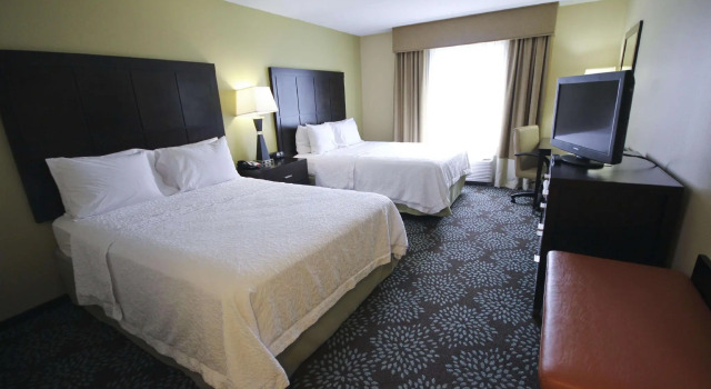 Четырёхместный номер Standard Hampton Inn & Suites Pensacola/Gulf Breeze
