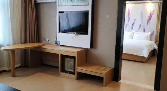 Deluxe Suite Lifeng Hotel