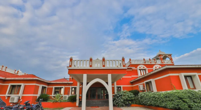 AUM Health Resort, Rezerwuj Ośrodek wypoczynkowy Hotele w Gujarat ze śniadaniem, Śniadanie