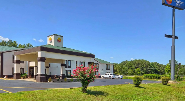 Кровать в общем номере Baymont by Wyndham Caddo Valley/Arkadelphia