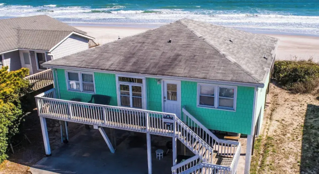 Студия Bright's Beach Front by Topsail Realty