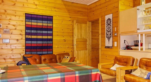 Äkäsjärven lomamökit 3, Buchen Sie Hotel Sirkka 