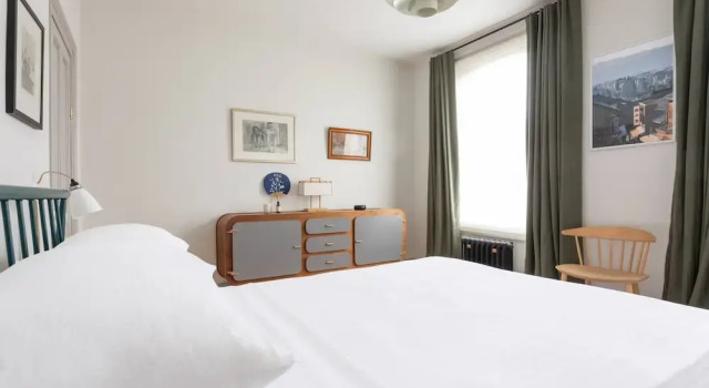 Baxendale Street by Onefinestay, Забронировать Отель Отели Лондона 4 звезды, рядом с Дом Денниса Северса, 4*