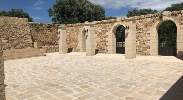 Masseria Antoglia, Book Hotel Villa Castelli Murgia
