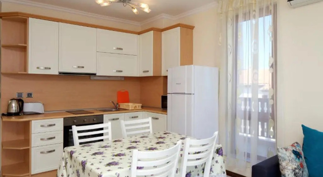 Апартаменты с 2 комнатами с видом на море Mars Apartments in Tryavna Beach Complex