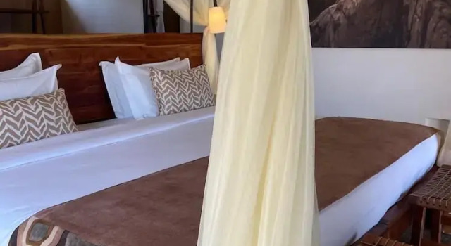 Двухместный номер Standard с видом на реку Soroi Samburu Lodge