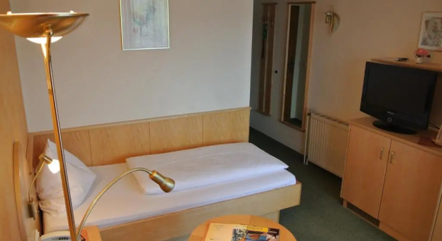Одноместный номер Standard с балконом Dei Hotel Schönblick