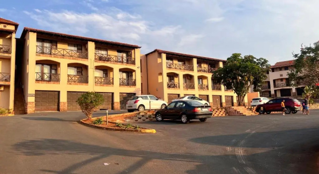 Апартаменты Ocean View Villas: Port Edward Unit H09