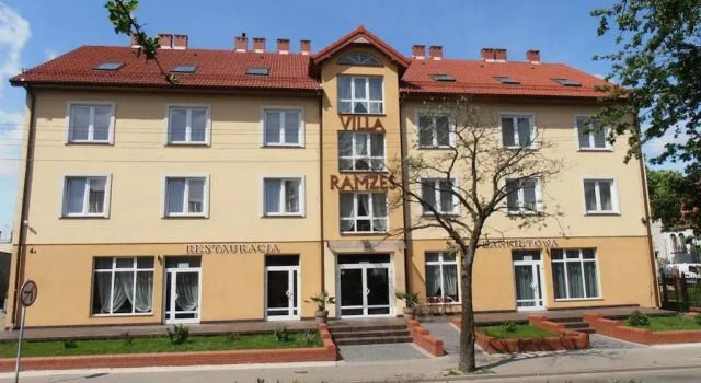 Villa Ramzes, Varaa Villa Brzezno 