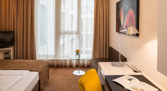 Номер Superior с видом на внутренний двор Falkensteiner Hotel Bratislava