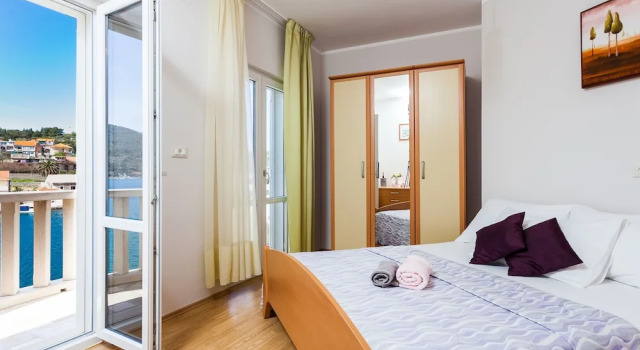 Captivating Apartment in Vela Luka With Balcony, Prenota Appartamento Comune di Vallegrande 