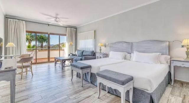 Номер Standard с балконом Hotel Alhaurín Golf Resort