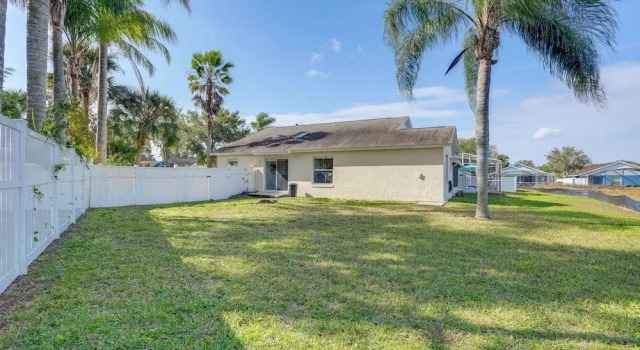 Коттедж 6 Mi to Disney World: Home w/ Large Yard!
