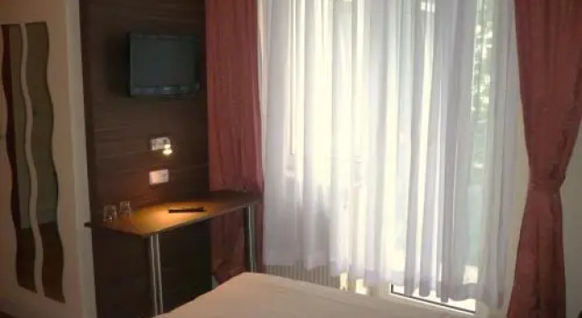 Hotel Ariana