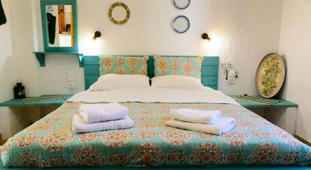 Студия Spiros Rooms