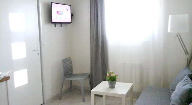 House With one Bedroom in Sète, With Wonderful Lake View, Enclosed Gar