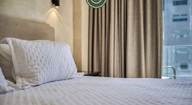 Luxury 2 BR Condo Near Beaches - Pools - Gym, Boek Hotel Mezcales 