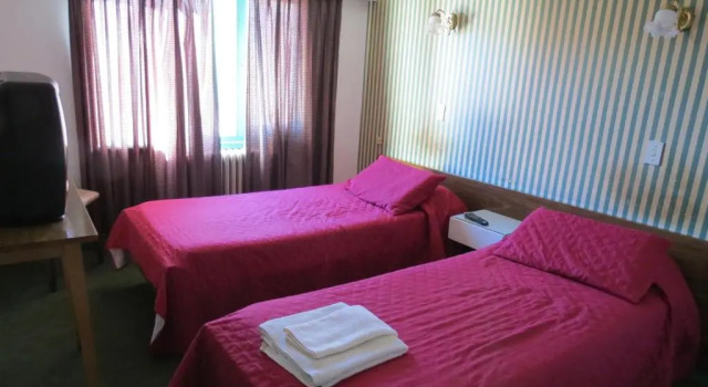 Трёхместный номер Standard Hotel Oviedo
