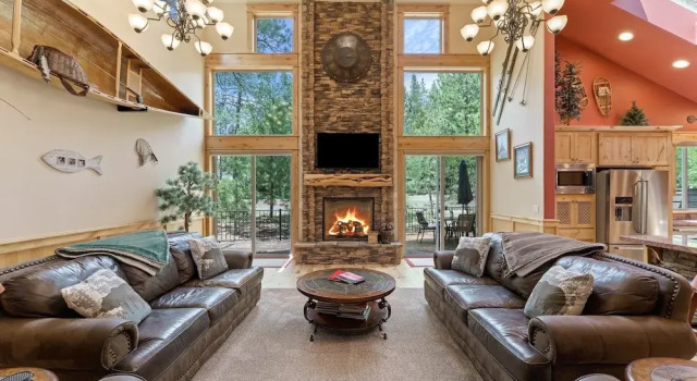 4 Red Fir 6 Bedroom Home