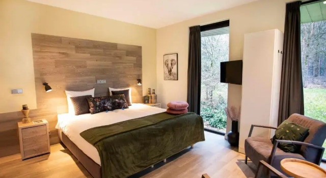 Balkonlu Lüks çift kişilik oda Boutique Hotel Bed & Bos