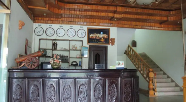 Hong Nhung Hotel, Забронировать Отель Шапа Лаокай, рядом с Рынок Сапа