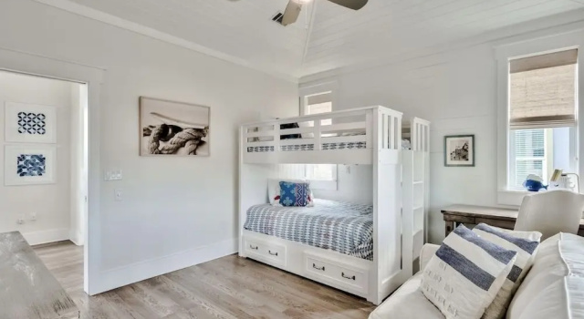 Green Wave by Southern Vacation Rentals