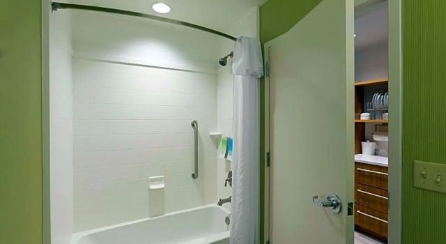 Четырёхместный люкс Home2 Suites by Hilton Greenville Airport
