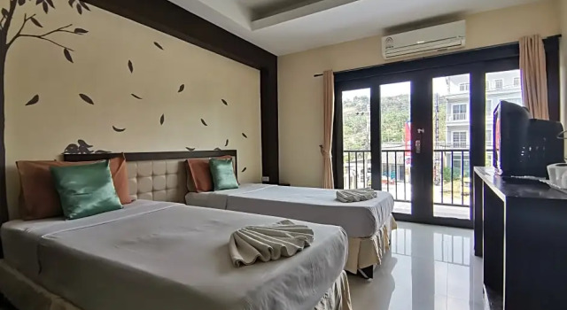 Двухместный номер Deluxe с балконом и с красивым видом из окна Coco Nori at Sea Hotel
