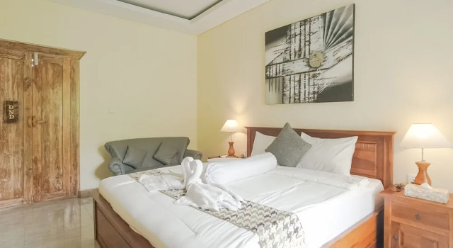 Giri Krisna Guest House, Boek Pension Goedkope hotels in Bali