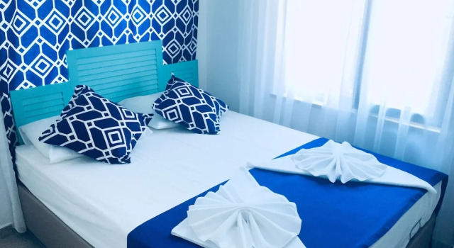 Lacivert Otel Akyaka