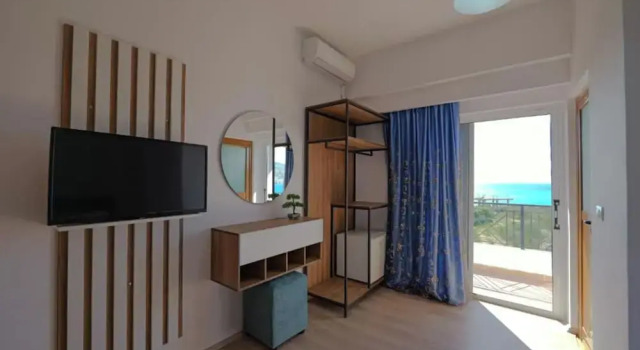 Двухместный номер Standard с балконом и с видом на море Sunny Hotel