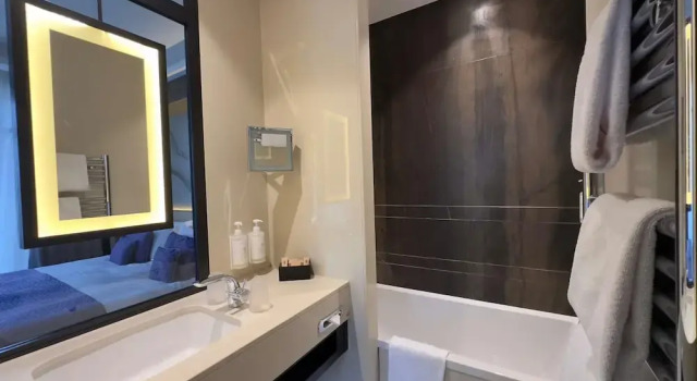 Двухместный номер Premium Grand Hôtel La Cloche Dijon - MGallery Collection