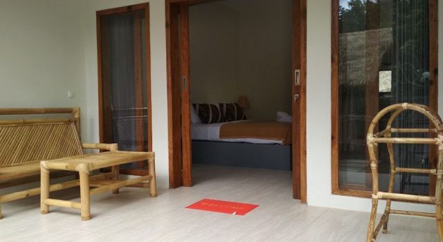OYO 1662 Zury Homestay